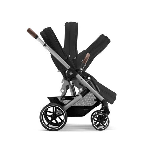 Cybex Balios S Lux 2 Stroller - Silver/Moon Black