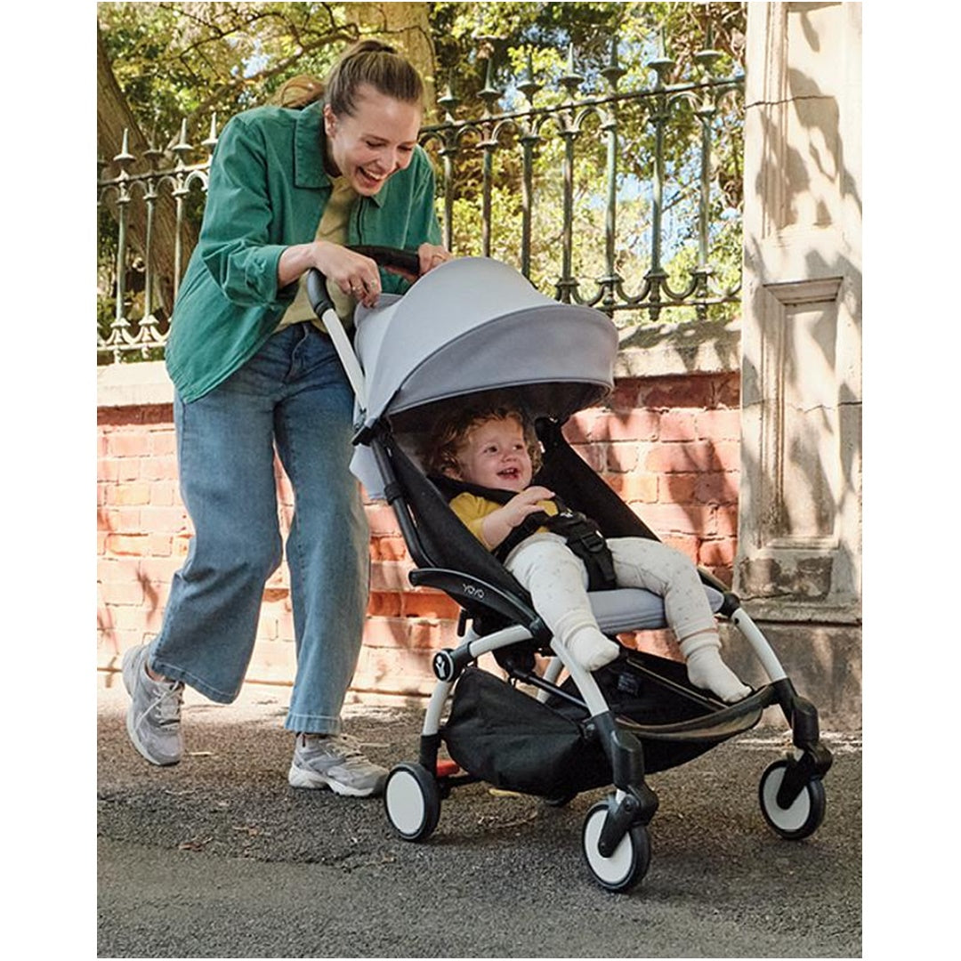 Stokke YOYO³ Stroller - Bonpoint Beige On Black