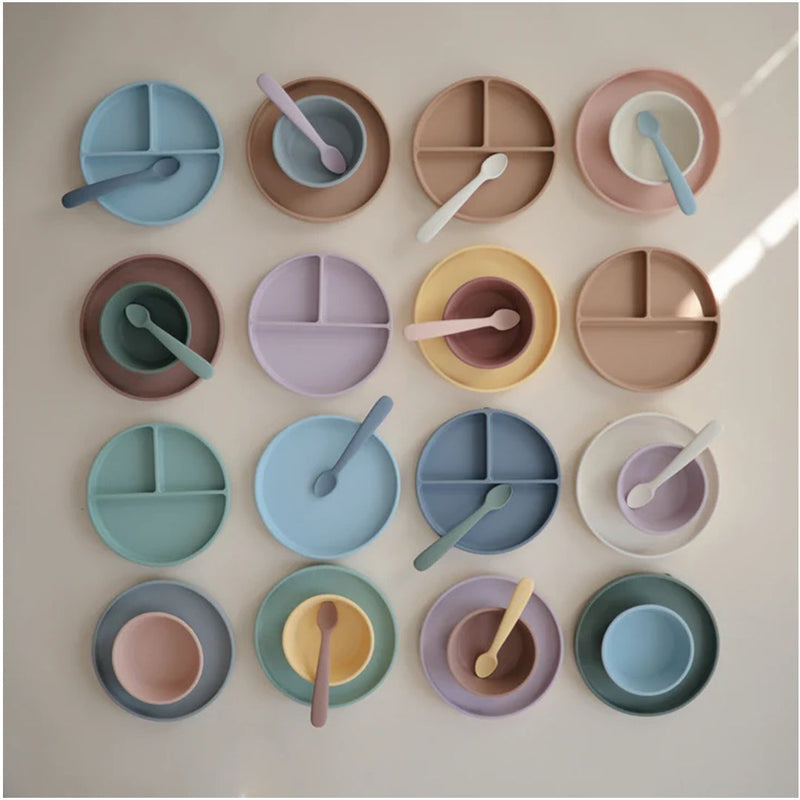 Mushie Silicone Suction Plate - Soft Lilac