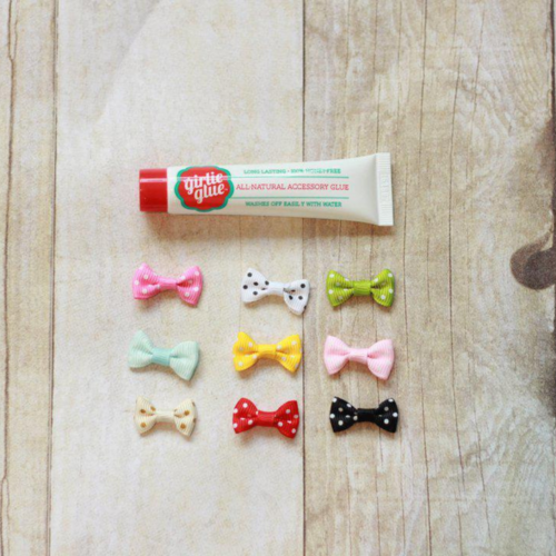 Girlie Glue Tiny Bows