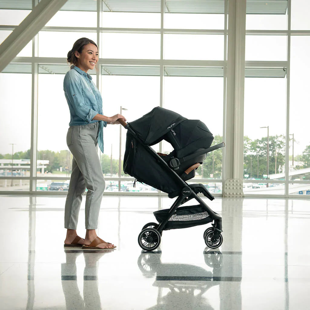 Nuna Trvl Stroller in Ocean